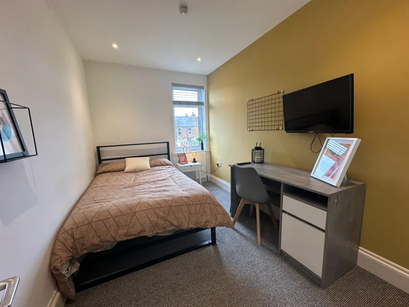 Spare Rooms - 4 Bed *LTD OFFER -50% OFF FIRST 3 MTHS RENT!* - Thumbnail 12